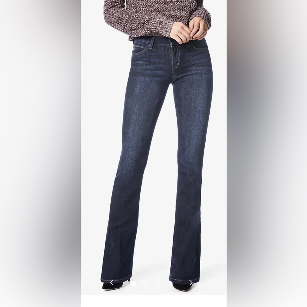 Women Joe’s Jeans/boot cut/skinny/skinny, ankle
Sizes 28 & 26’s